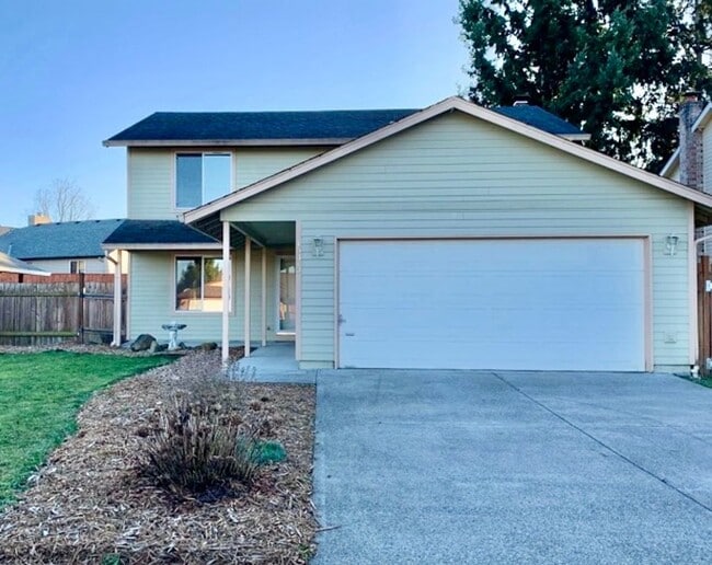 Spacious Home with Large Backyard in Union... - Spacious Home with Large Backyard in Union...