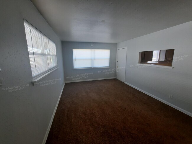 Building Photo - 1007 N Park Ave