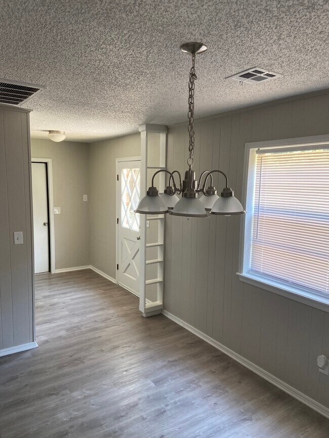 Foto del edificio - 15561 South 292nd East Ave. Coweta OK 74429