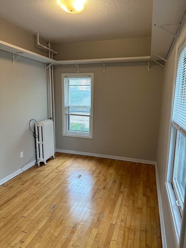 Dormitorio - Yale Place Apartments