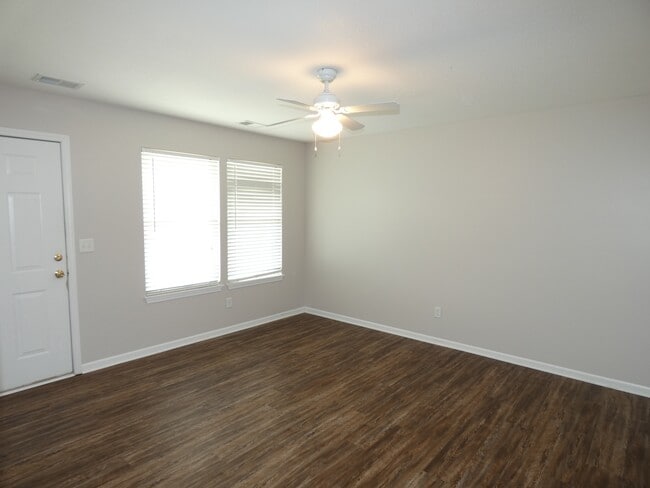 Foto del edificio - 3612 NE 72nd St