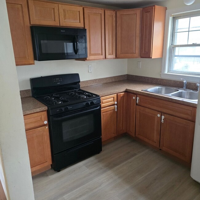 Foto del edificio - 155 Glenwood Ave