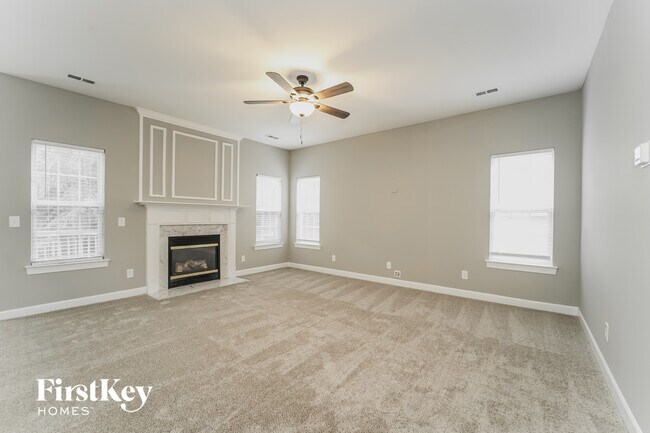 Building Photo - 1240 Blackstone Ct NW