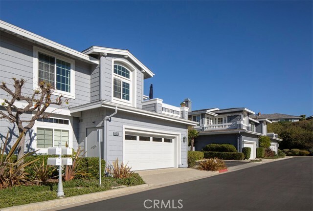 Building Photo - 930 Poppy Ln