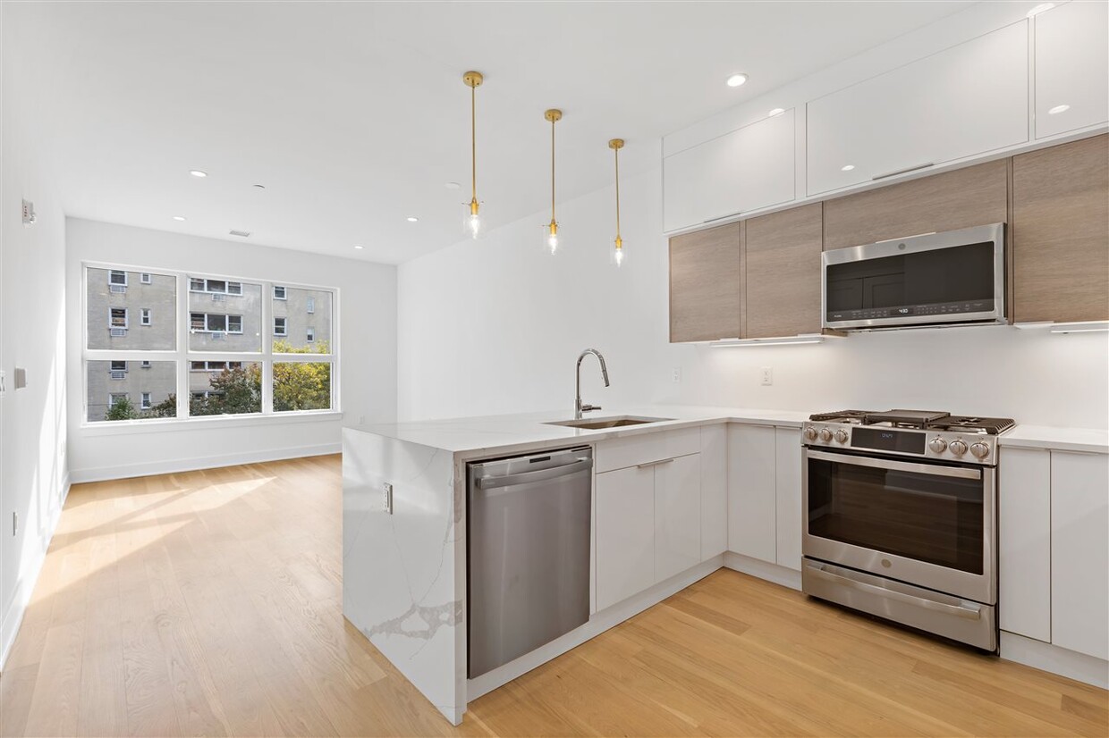 Foto principal - 6025 JFK Blvd E