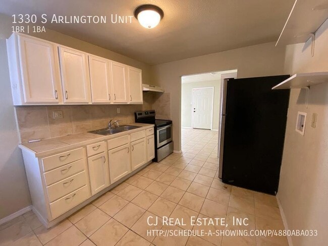 Foto del edificio - 1330 S Arlington Ave