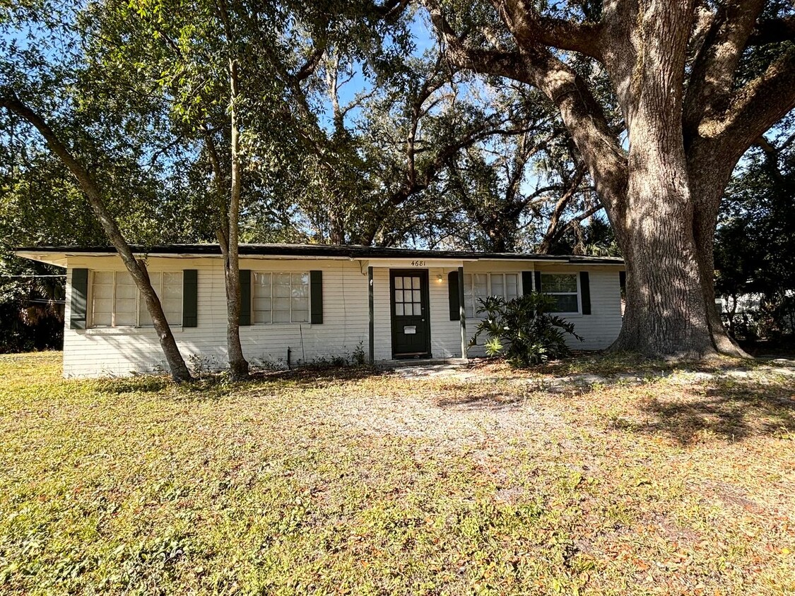 Foto principal - Ortega Ranch Style Home