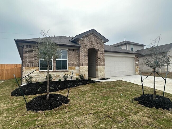Foto del edificio - 113 Briggs Ln