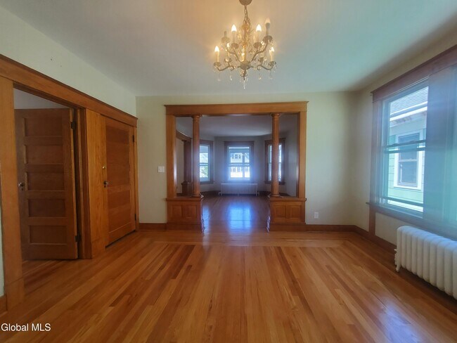 Foto del edificio - 38 Summit Ave