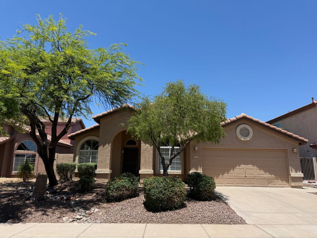 Primary Photo - 4228 E Maya Way