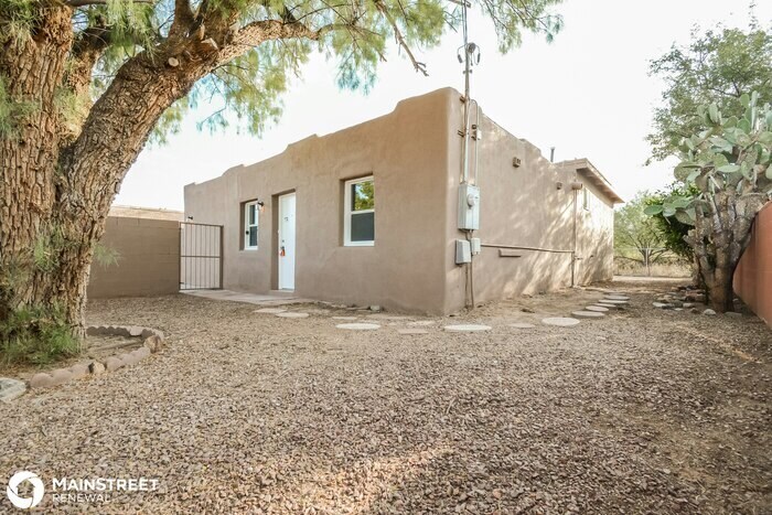 Primary Photo - 3306 N Los Altos Ave, Tucson, AZ 85705