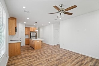 Building Photo - 10 San Andres