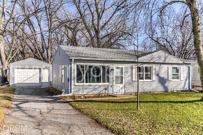 Foto del edificio - 3 br, 1 bath House - 4205 Savage Street