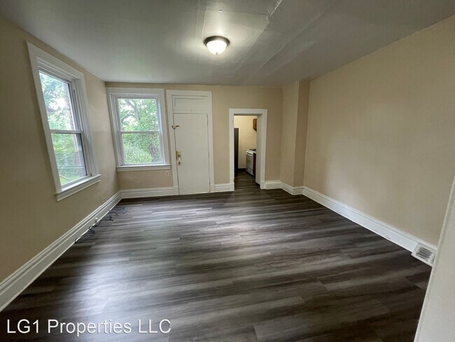 Building Photo - 2 br, 1 bath House - 7319 Woodlawn Avenue