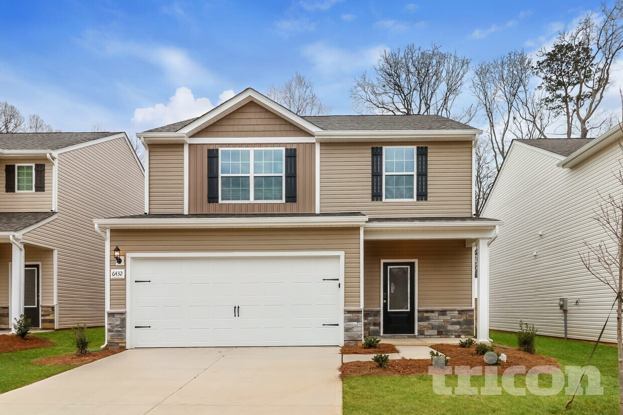 Foto principal - 6432 Lowe Ln