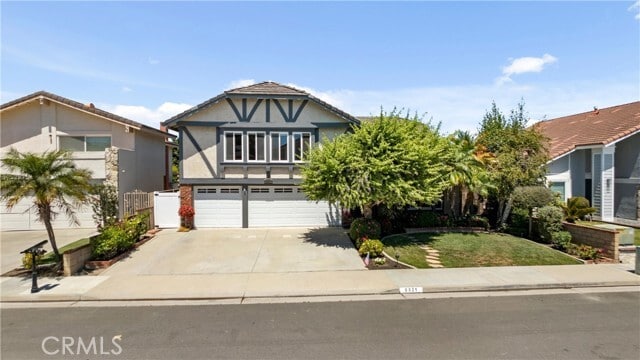 Primary Photo - 8831 Cliffside Dr
