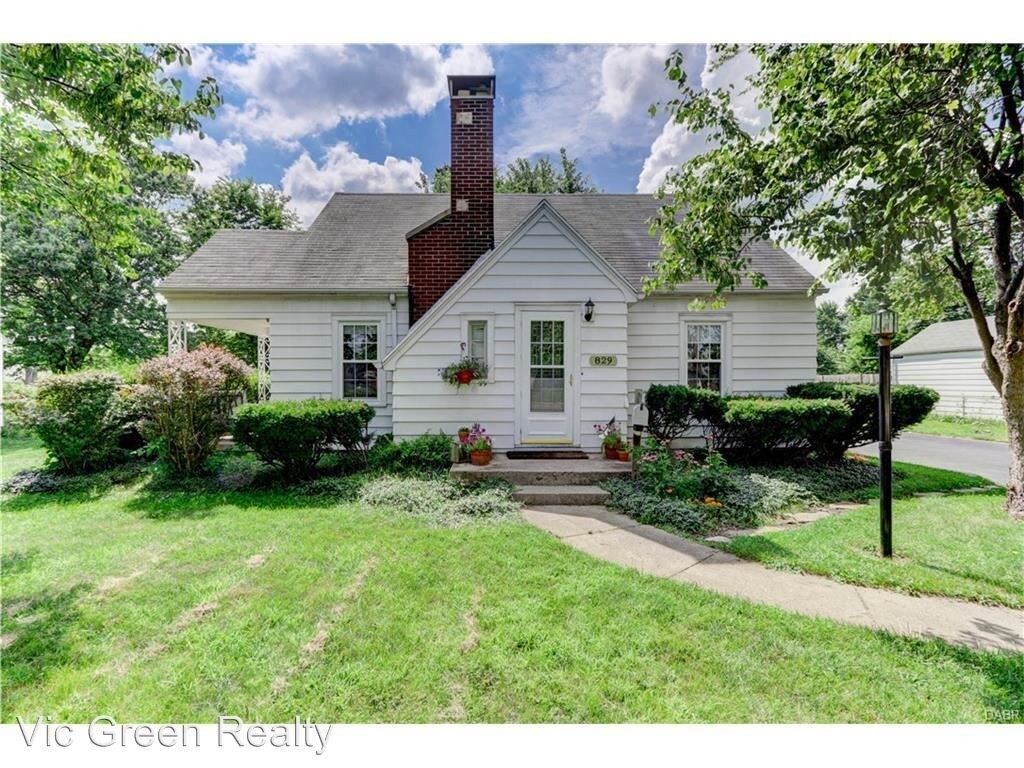 Primary Photo - 3 br, 2 bath House - 829 S Maple Ave