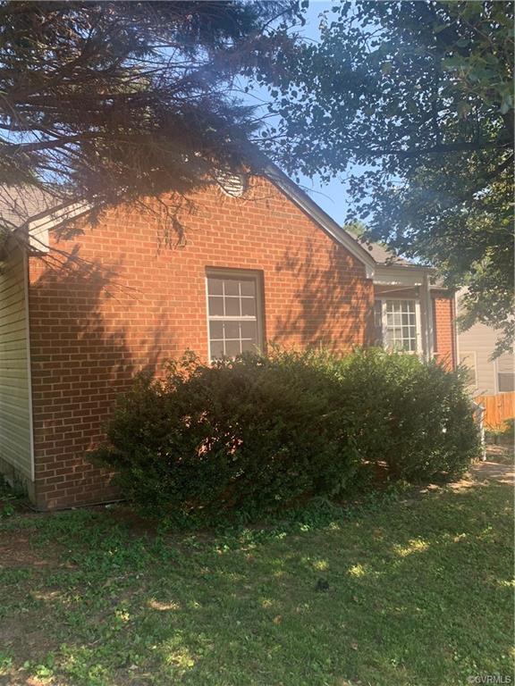 Building Photo - 7421 Landsworth Ave