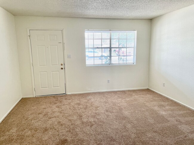 Foto del edificio - Gilbert & Southern 3 Bed/2 Bath Home In Mesa!