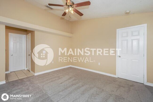 Building Photo - 9722 Meadow Branch, Converse, TX 78109