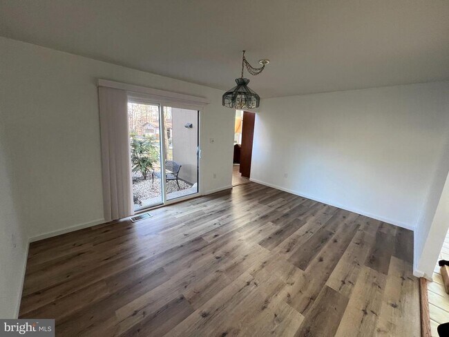 Building Photo - 12326 Mulberry Ct