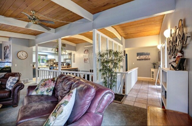 Foto del edificio - 6305 E 15th Ave