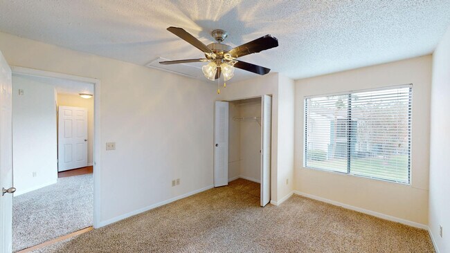 Interior Photo - Seabrook