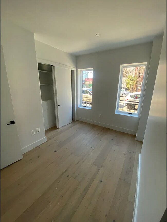 Foto del edificio - 301 Van Brunt St
