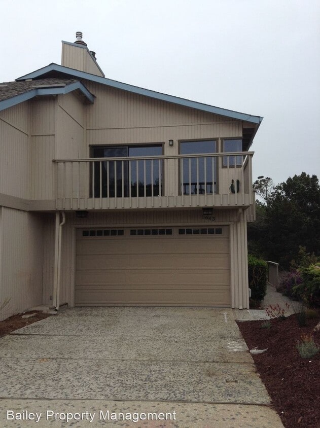 2 br, 2.5 bath House 1643 Seascape Blvd House Rental in Aptos, CA