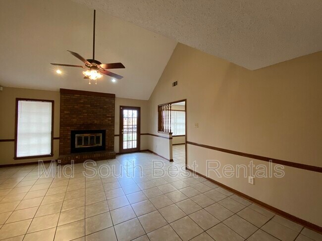 Foto del edificio - 6971 Cross Timber Ln