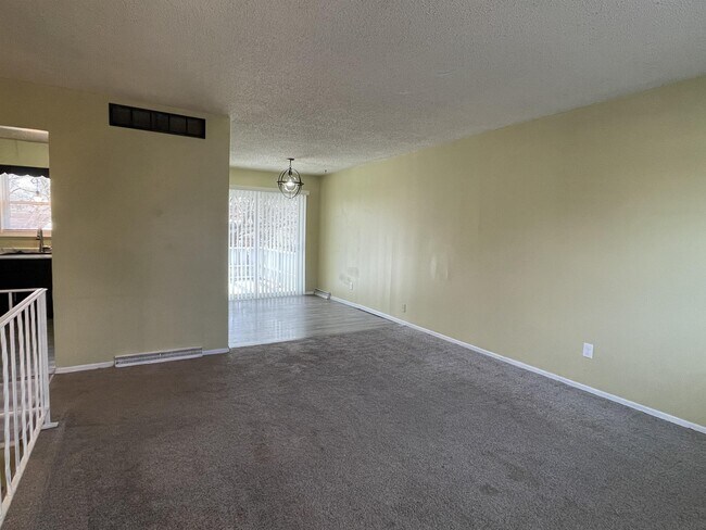 Foto del edificio - 3664 E Dove Dr