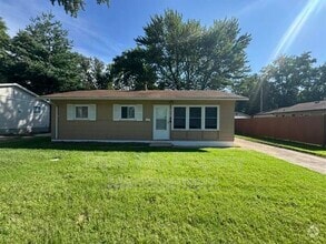 Building Photo - 915 Mullanphy Ln