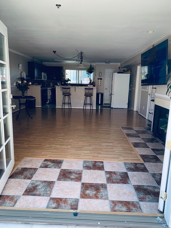 Foto del edificio - 4315 W 145th St