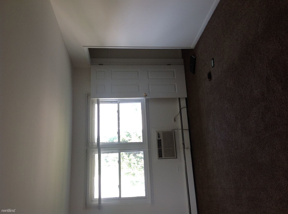 Primary Photo - 2 br, 1 bath Apartment - 7327 W 80th St