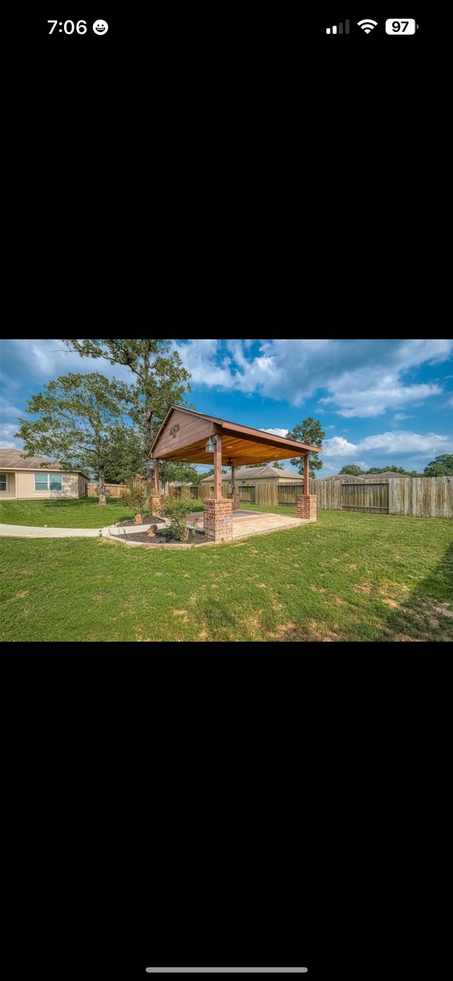 Foto del edificio - 18954 Ranchcrest Dr
