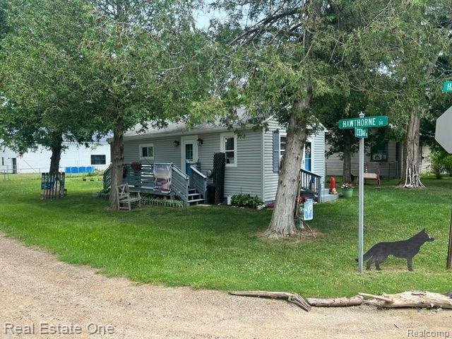 Foto del edificio - 7153 Cedar Rd