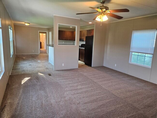 Foto del edificio - 79 Lynnwood Cir