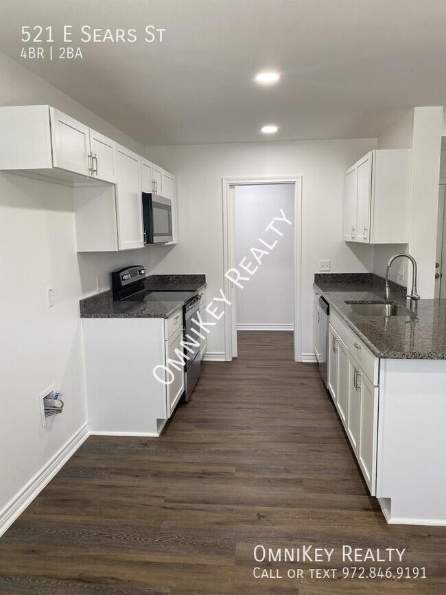 Foto del edificio - 521 E Sears St