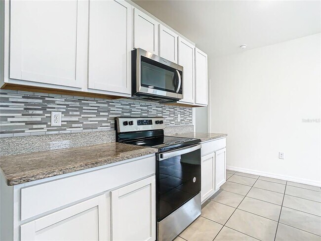 Building Photo - 34133 Jasper Stone Dr