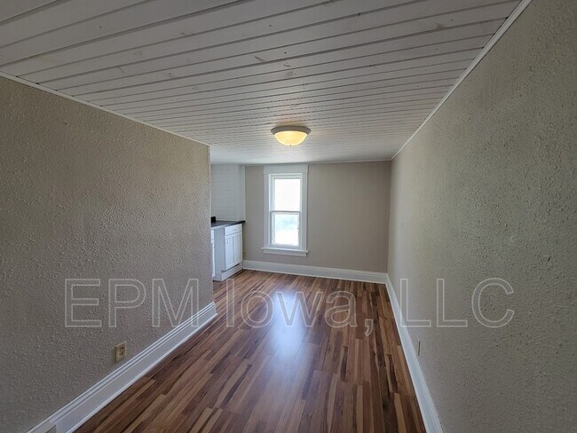 Foto del edificio - 1324 South St