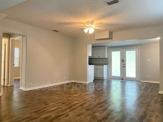 Foto del edificio - 8105 N 12th St