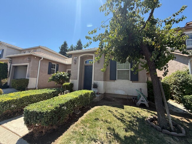 Foto del edificio - Beautiful 2 bedroom, 2 bathroom single-fam...