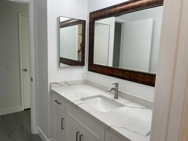 Building Photo - 79 Wildwood