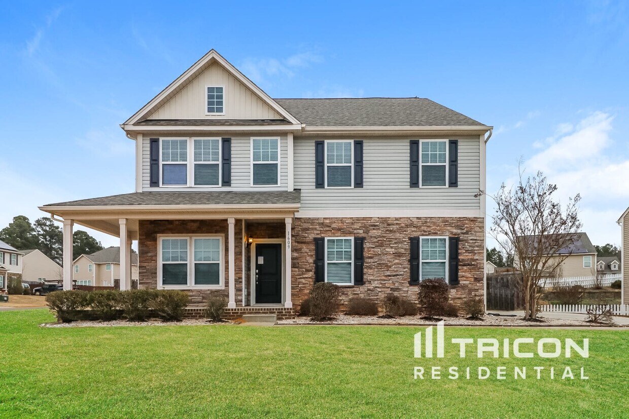 Foto principal - 1609 Natalie Ln