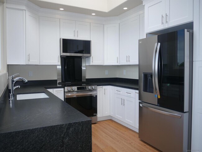 Foto del edificio - 1637 Kearsarge Rd