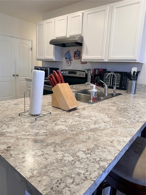 Foto del edificio - 1156 Cambridge Dr