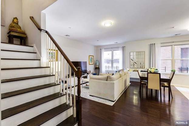 Foto principal - 25 Duncan Ave
