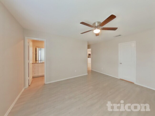 Building Photo - 5602 Mountain Point