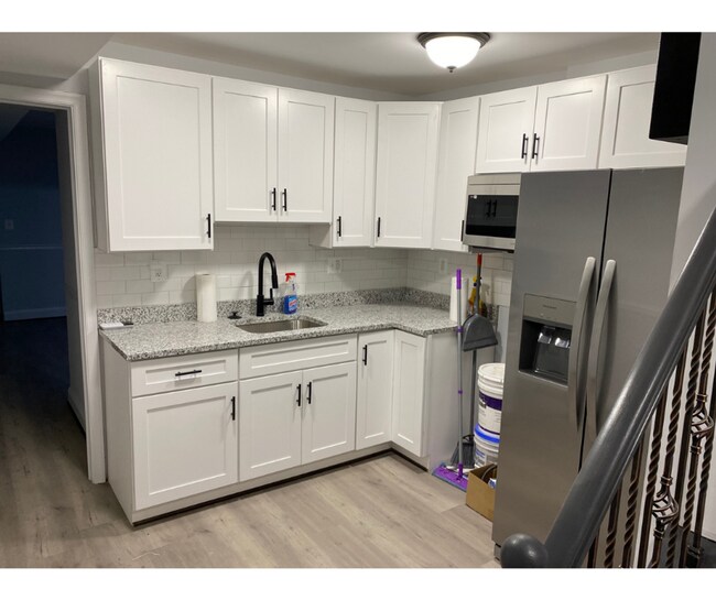 Foto del edificio - 1025 N Carey St