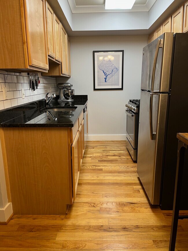 Foto del edificio - 2615 4th St NE